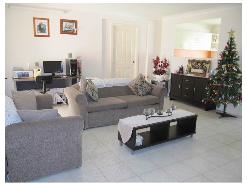 204 North Liverpool Road, Green Valley NSW 2168