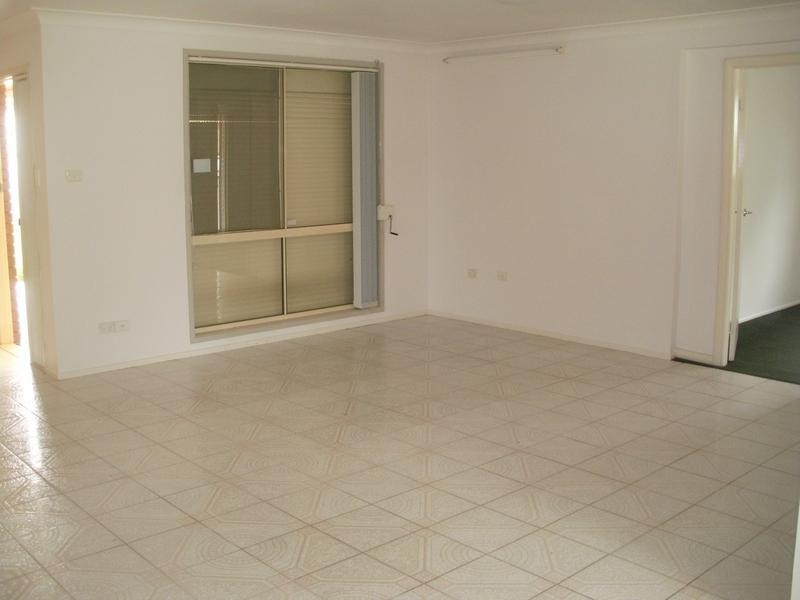 204 North Liverpool Road, Green Valley NSW 2168