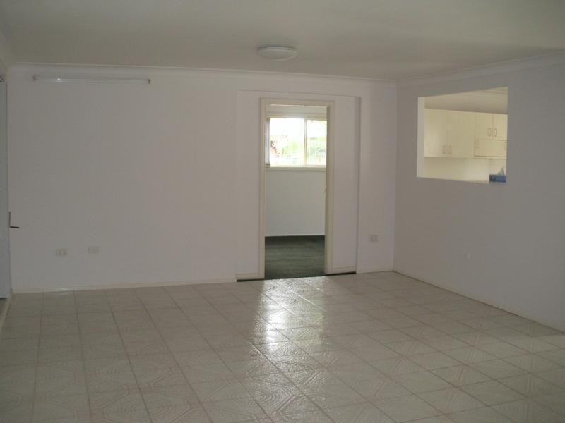 204 North Liverpool Road, Green Valley NSW 2168