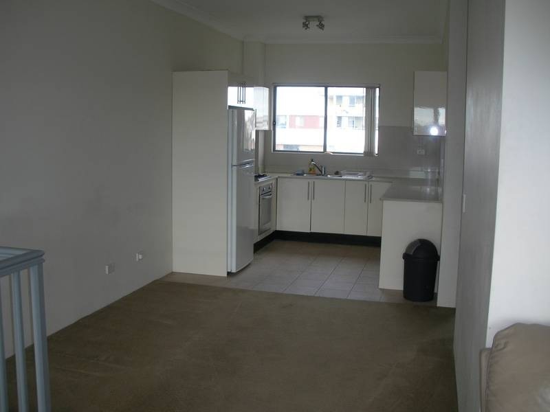 12/2 Castlereagh Street, Liverpool NSW 2170
