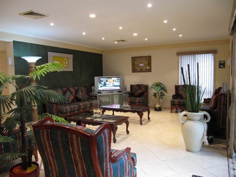 11 Calabria St, Prestons NSW 2170