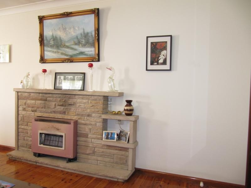 12 Charter Street, Sadleir NSW 2168