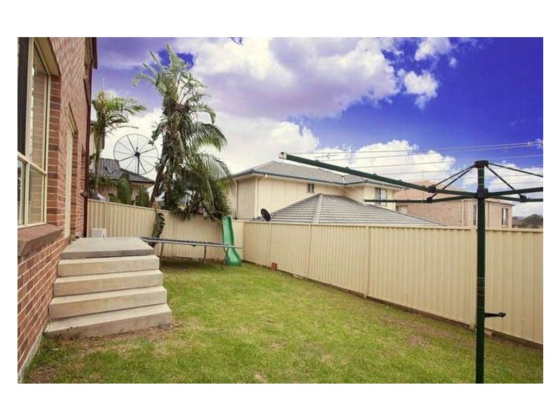 West Hoxton NSW 2171