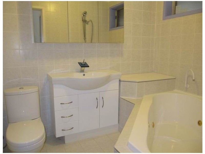 Hammondville NSW 2170