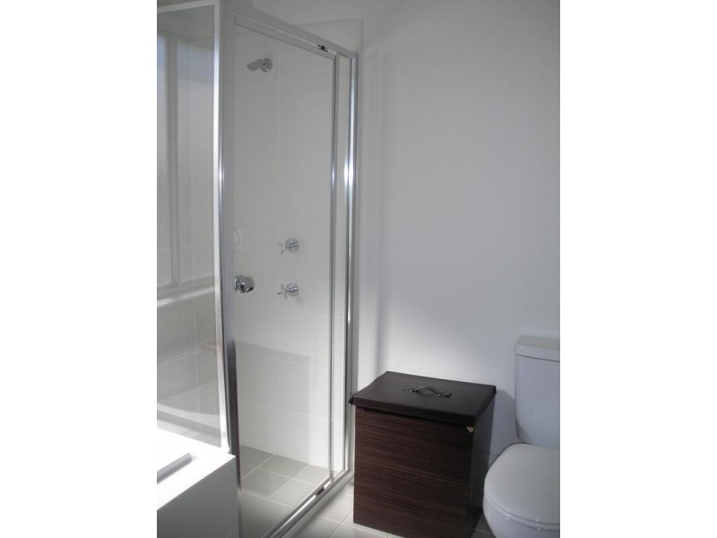 3 Lockheed Avenue, Middleton Grange NSW 2171