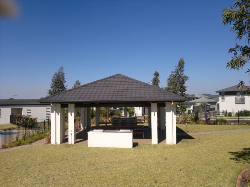 3 Lockheed Avenue, Middleton Grange NSW 2171