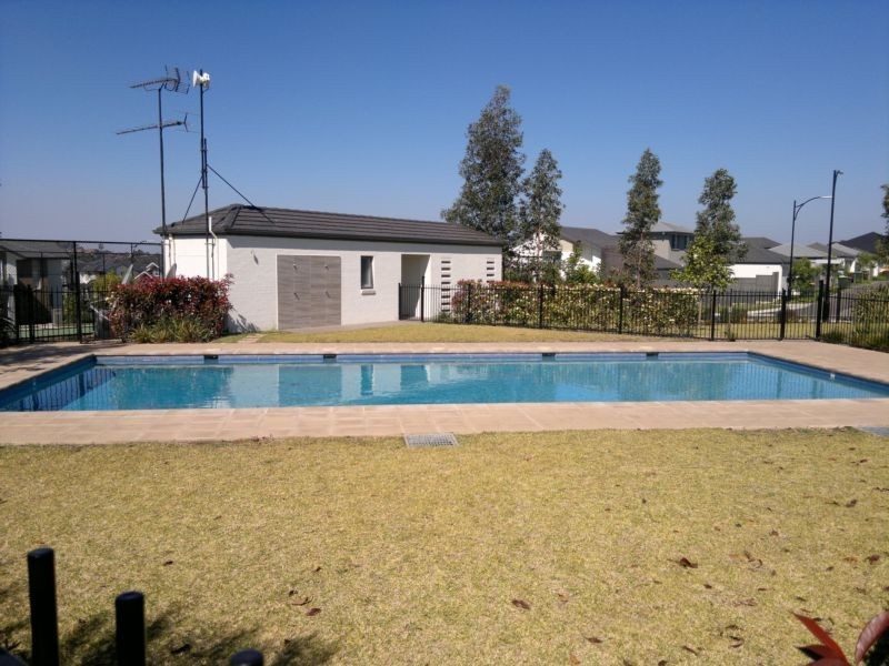 3 Lockheed Avenue, Middleton Grange NSW 2171