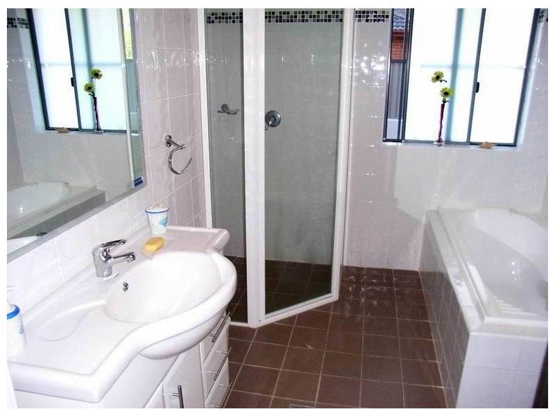 2/2 Castlereagh Street, Liverpool NSW 2170