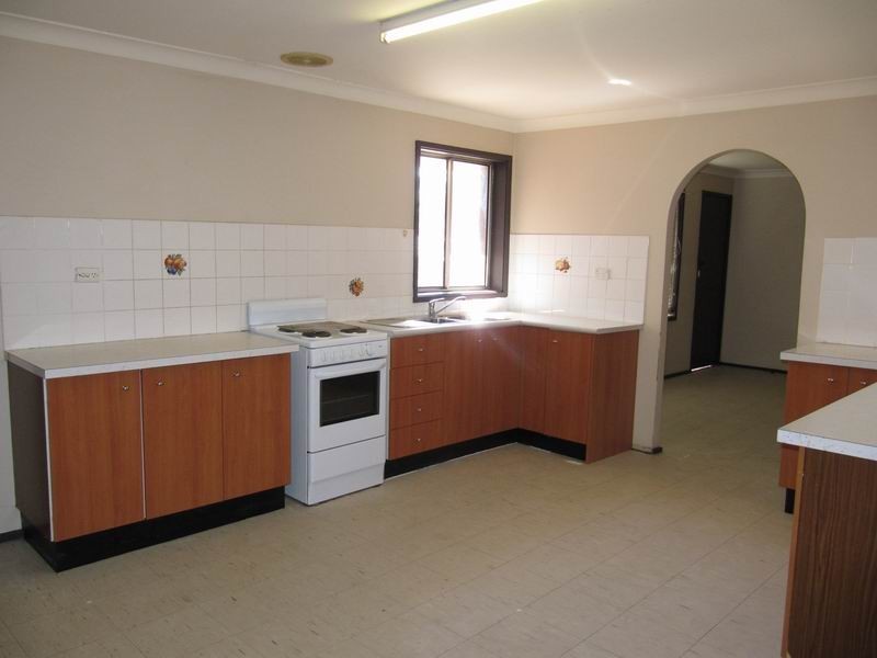 Lurnea NSW 2170