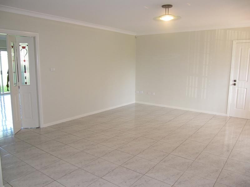 42B Ashcroft Avenue, Casula NSW 2170