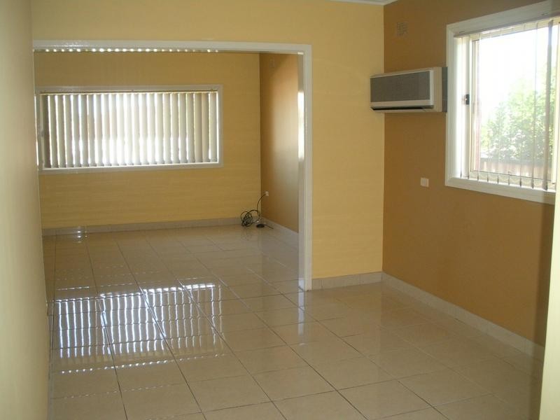 96 Flowerdale Road, Liverpool NSW 2170