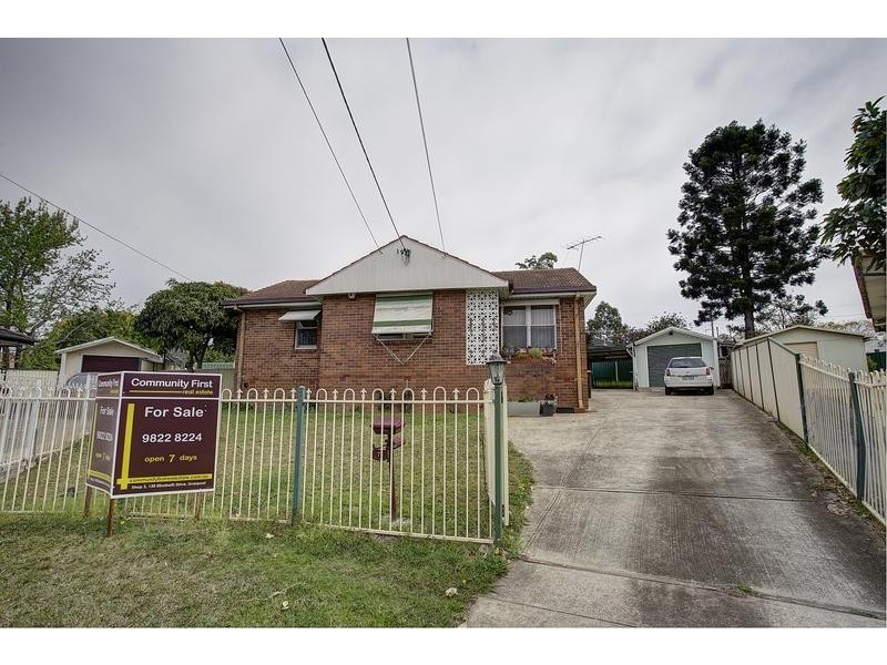 7 Leigh Place, Ashcroft NSW 2168