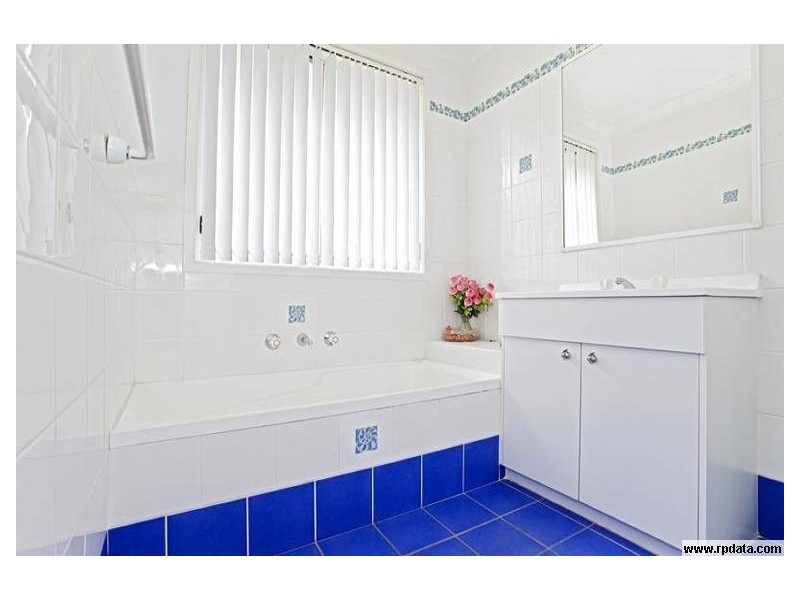 West Hoxton NSW 2171