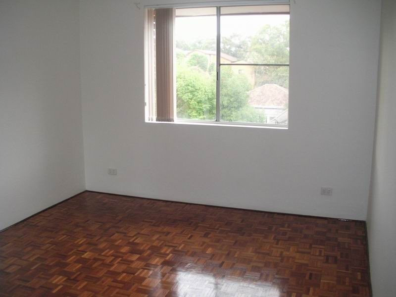 8/139 Moore Street, Liverpool NSW 2170