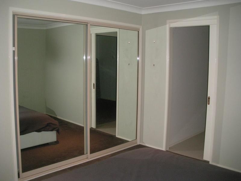 6 Kew Gardens Court, Wattle Grove NSW 2173