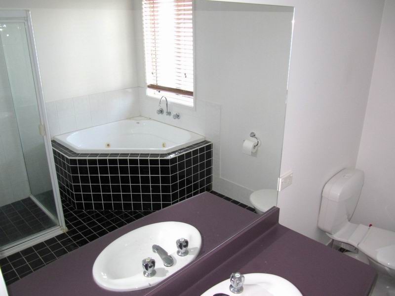 Prestons NSW 2170