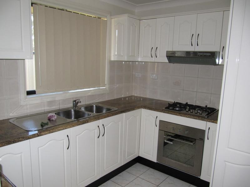 6/13-15 Fields Road, Macquarie Fields NSW 2564