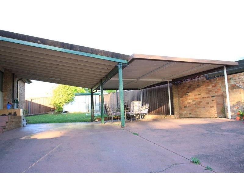 140 Evelyn Street, Macquarie Fields NSW 2564