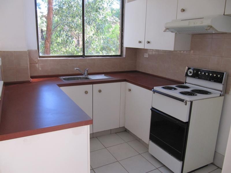 94/142 Moore Street, Liverpool NSW 2170