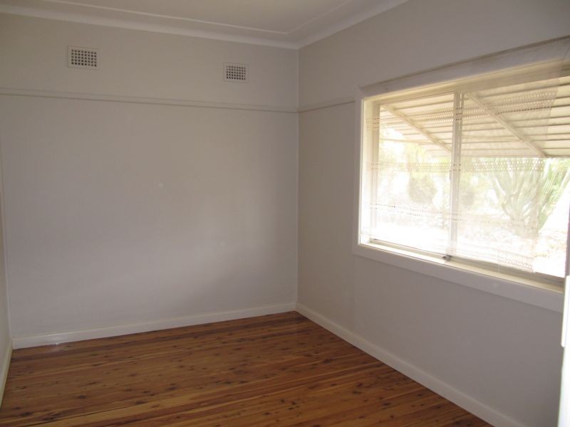 29 Marsh Parade, Casula NSW 2170