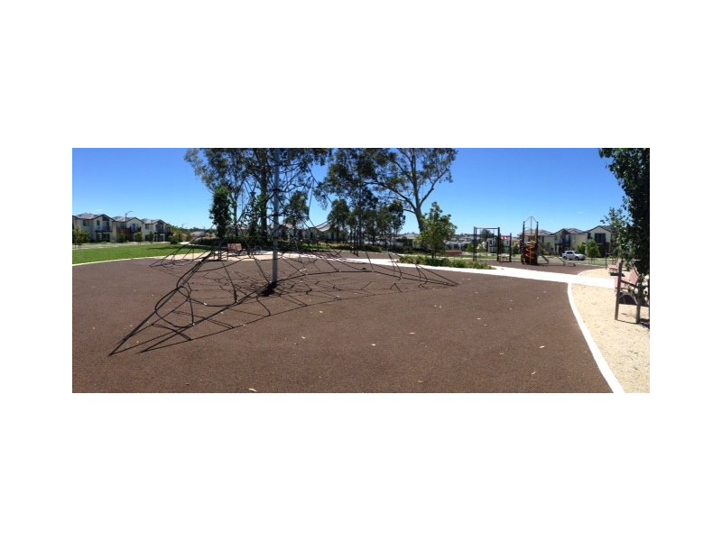 101 Middleton Drive, Middleton Grange NSW 2171