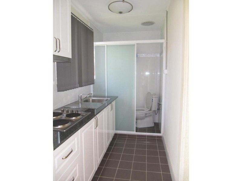 2A Tyrell Crescent (Granny Flat), Fairfield NSW 2165