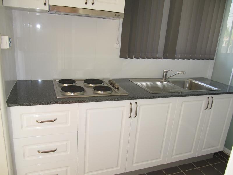 2A Tyrell Crescent (Granny Flat), Fairfield NSW 2165