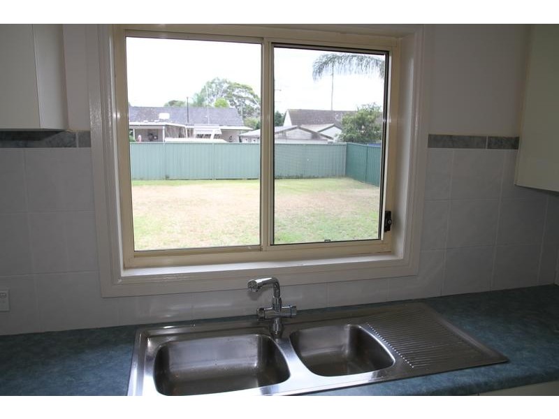 11 Eureka Crescent, Sadleir NSW 2168