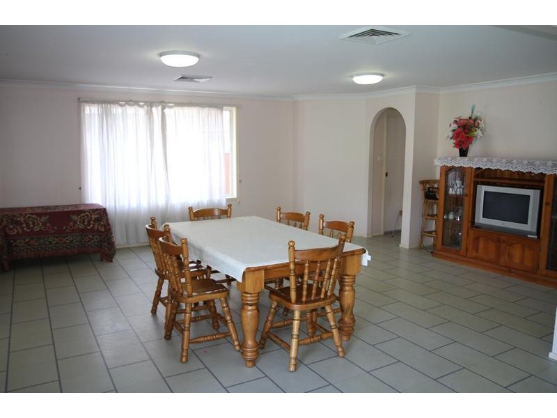 Chipping Norton NSW 2170