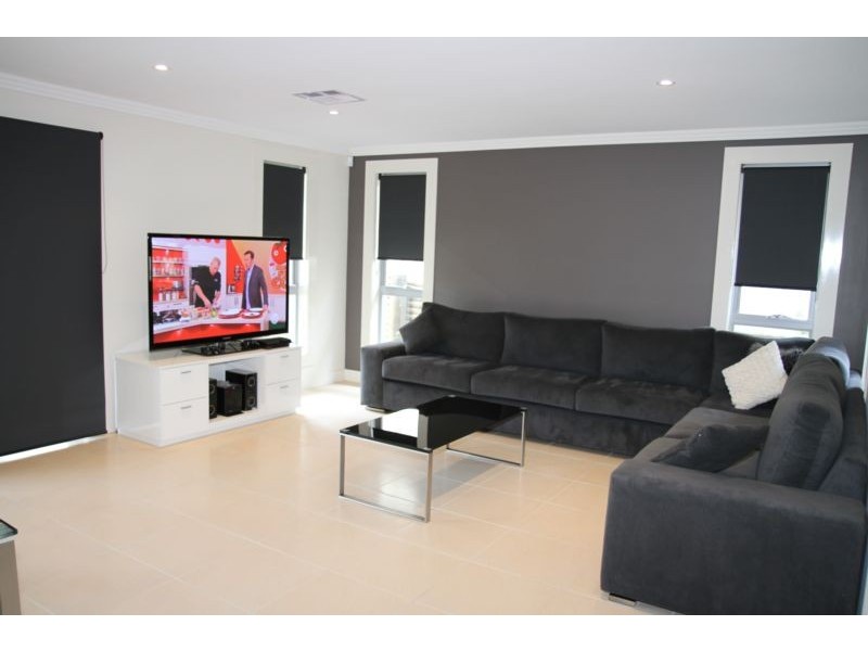 159B Englorie Park Drive, Glen Alpine NSW 2560