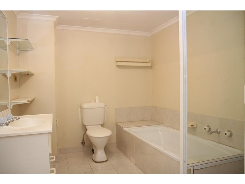 60/2 Riverpark Drive, Liverpool NSW 2170