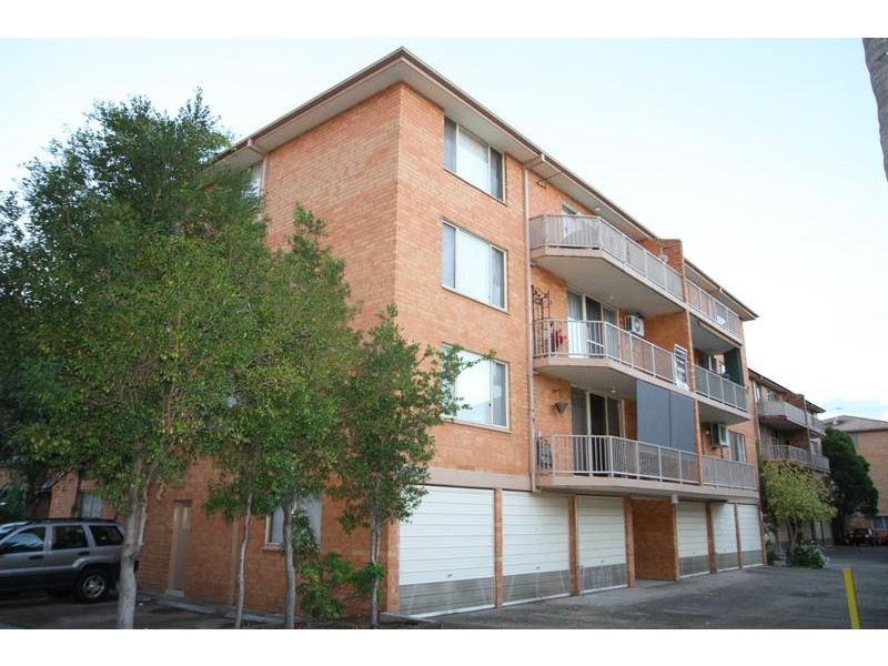 60/2 Riverpark Drive, Liverpool NSW 2170