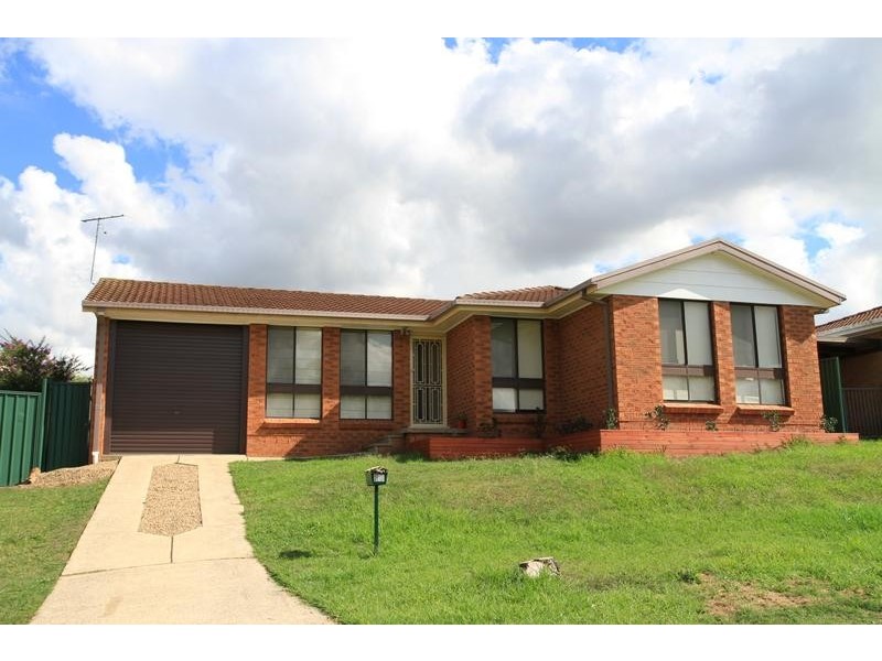 10 Madang Street, Glenfield NSW 2167