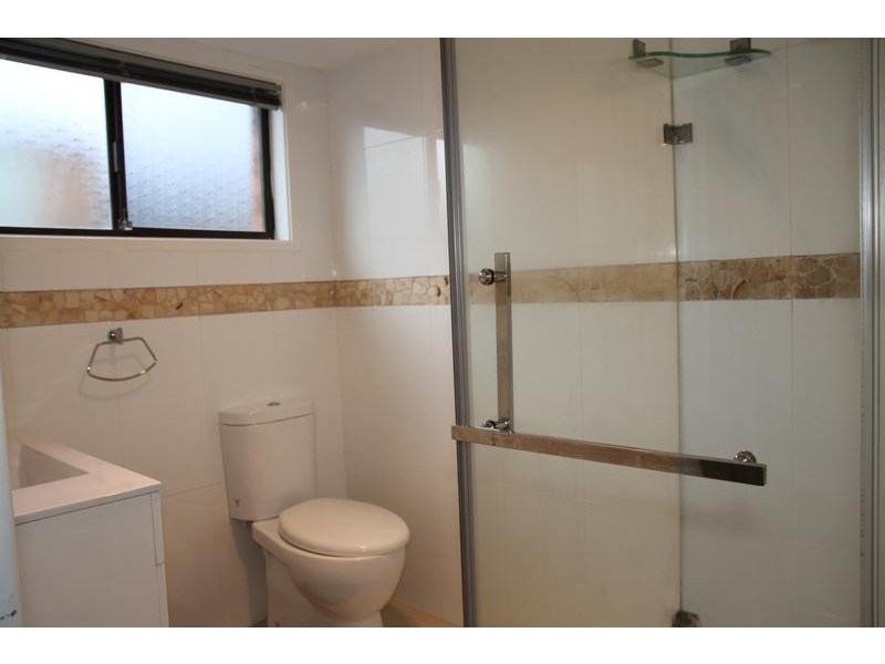 10 Madang Street, Glenfield NSW 2167