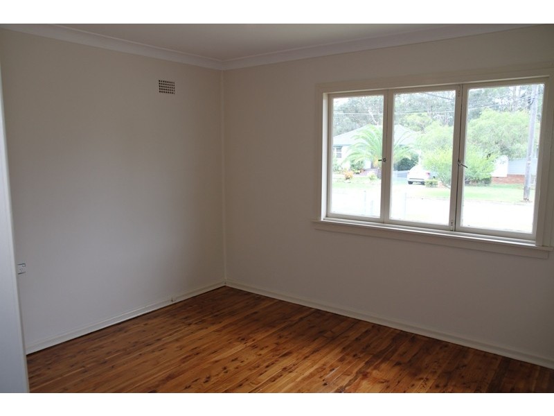 11 Eureka Crescent, Sadleir NSW 2168