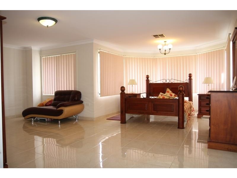 Chipping Norton NSW 2170