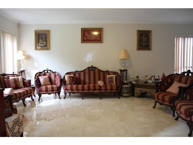 Chipping Norton NSW 2170