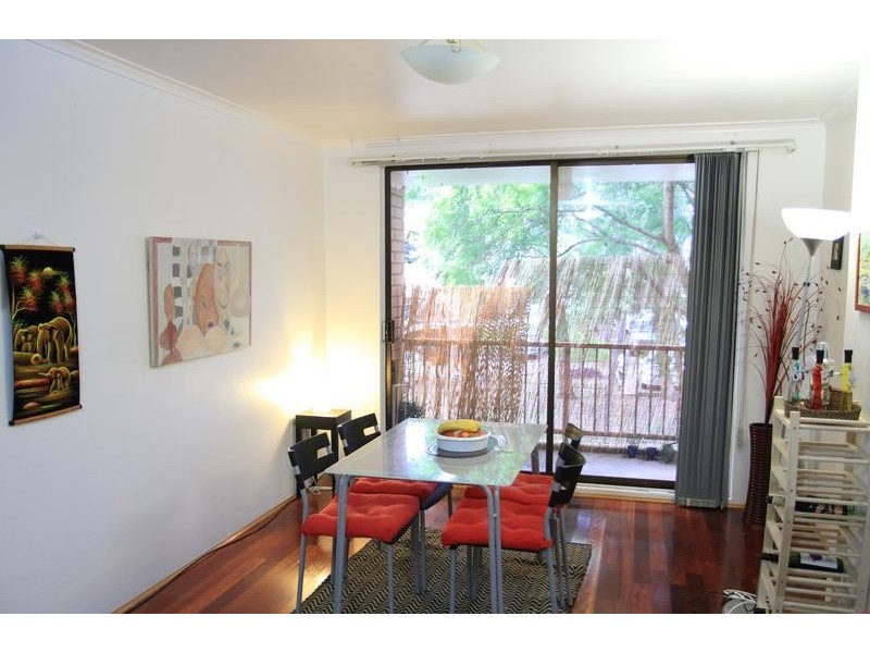 69/142/ Moore Street, Liverpool NSW 2170