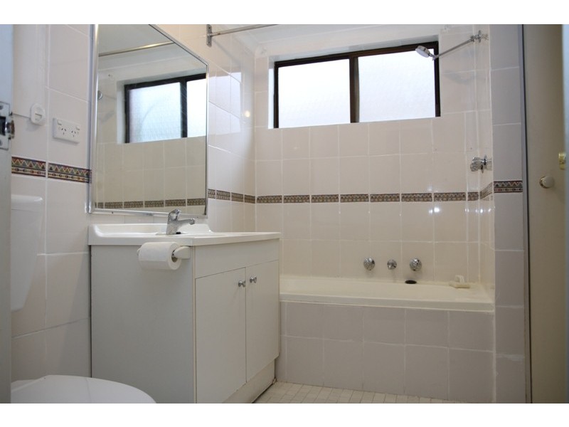 7/142 Moore Street, Liverpool NSW 2170