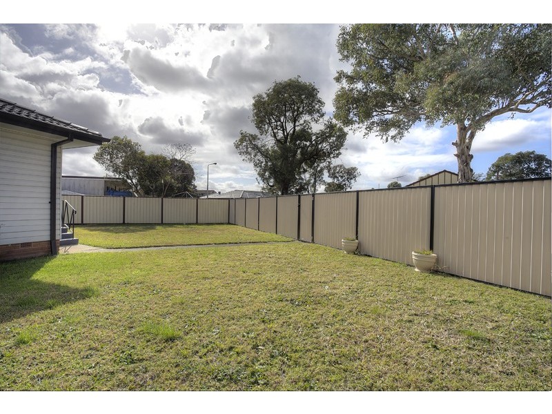 10 Isa Place, Cartwright NSW 2168