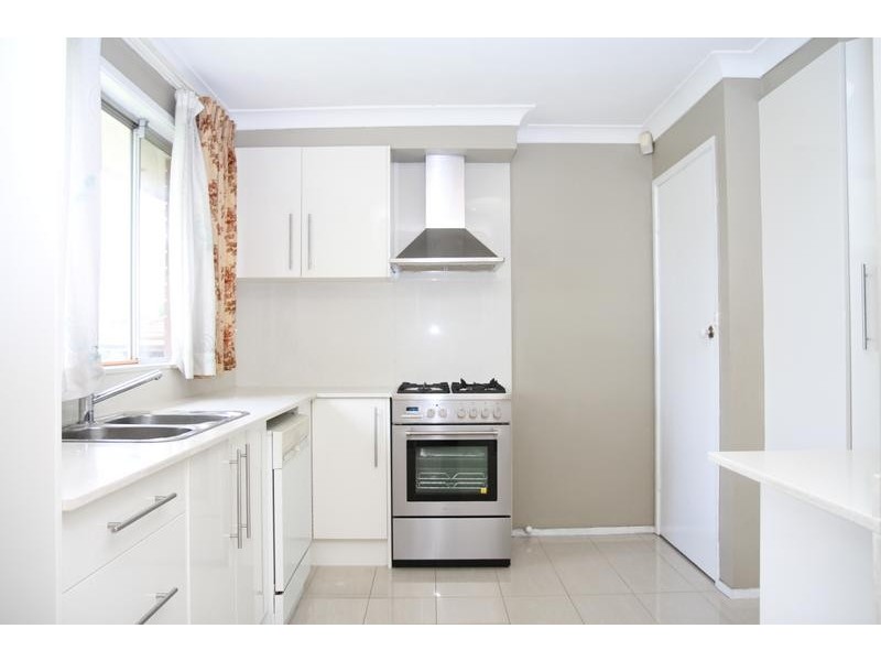 13 Birch Ave, Casula NSW 2170