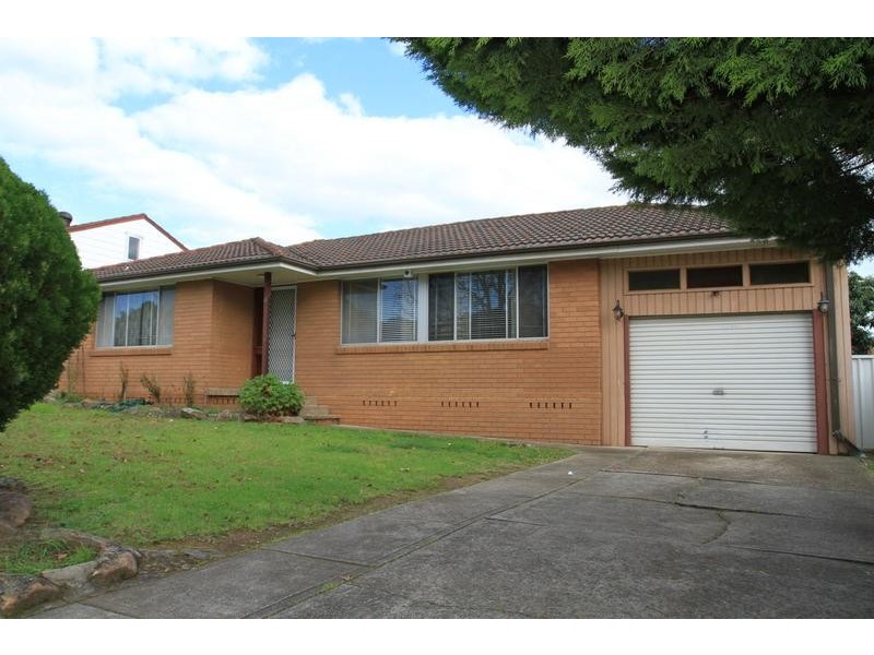 13 Birch Ave, Casula NSW 2170