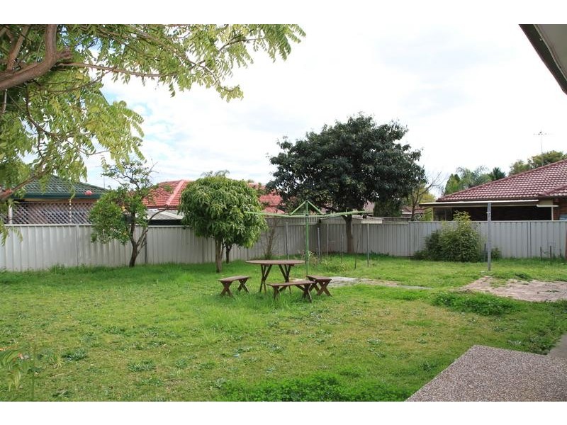 13 Birch Ave, Casula NSW 2170