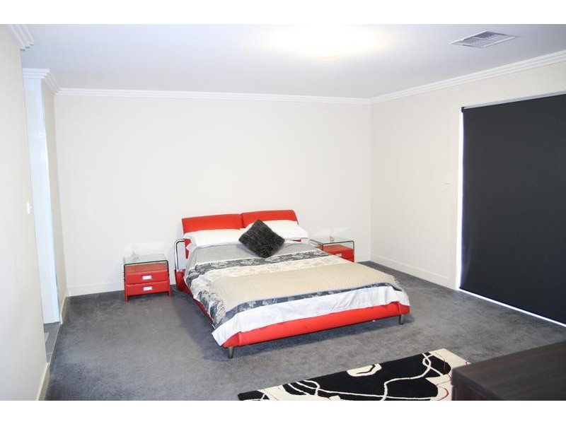 Glen Alpine NSW 2560