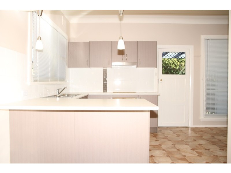 15 Canberra Avenue, Casula NSW 2170