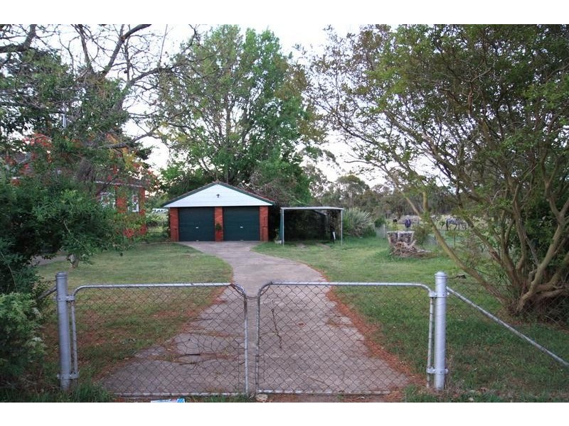 15 Reservoir Road, Bargo NSW 2574