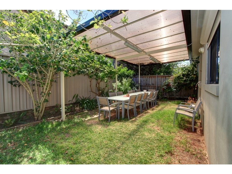 2/7 Farnham Avenue, Roselands NSW 2196