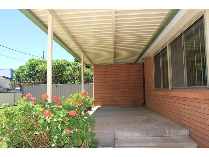 18 Moorebank Avenue, Moorebank NSW 2170