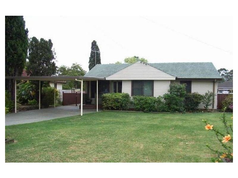 35 Guthega Crescent, Heckenberg NSW 2168
