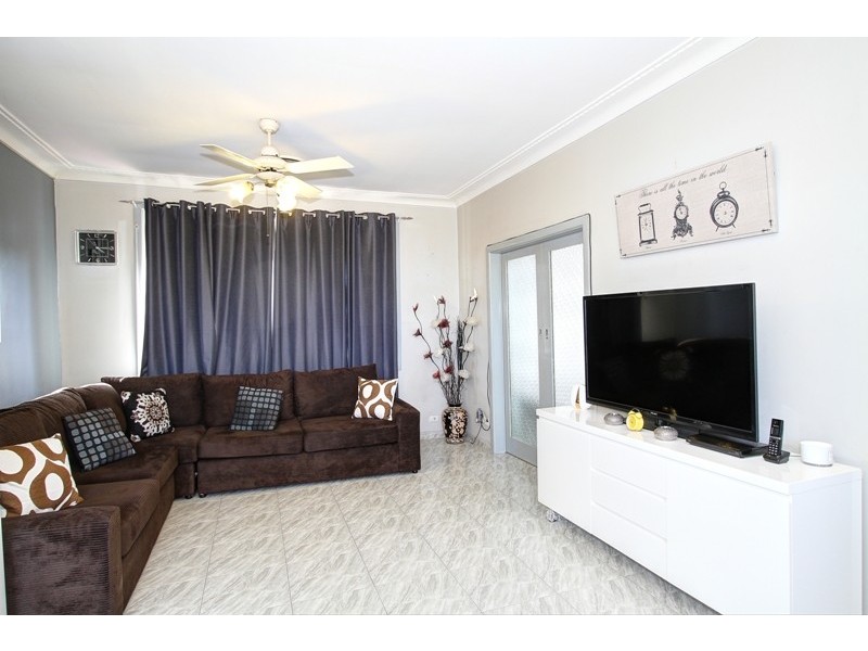 87 Flowerdale Road, Liverpool NSW 2170